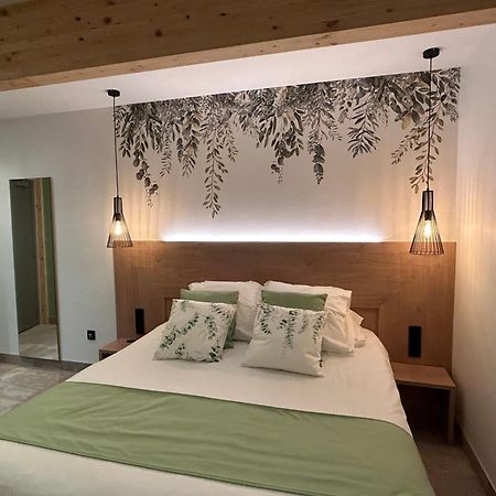 Les Orchidees , Hotel & Restaurant Verdun-sur-Meuse Exteriér fotografie
