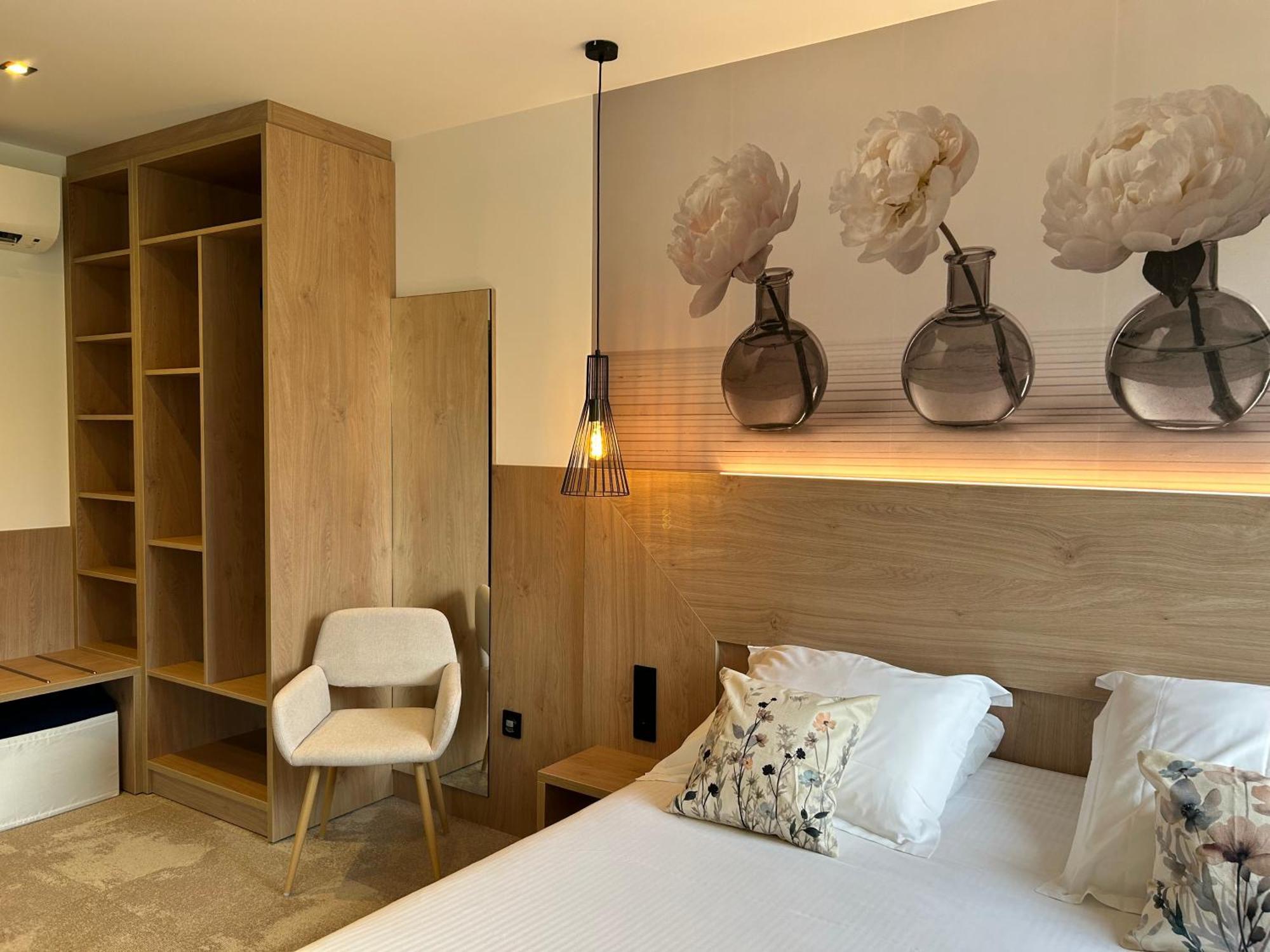 Les Orchidees , Hotel & Restaurant Verdun-sur-Meuse Exteriér fotografie