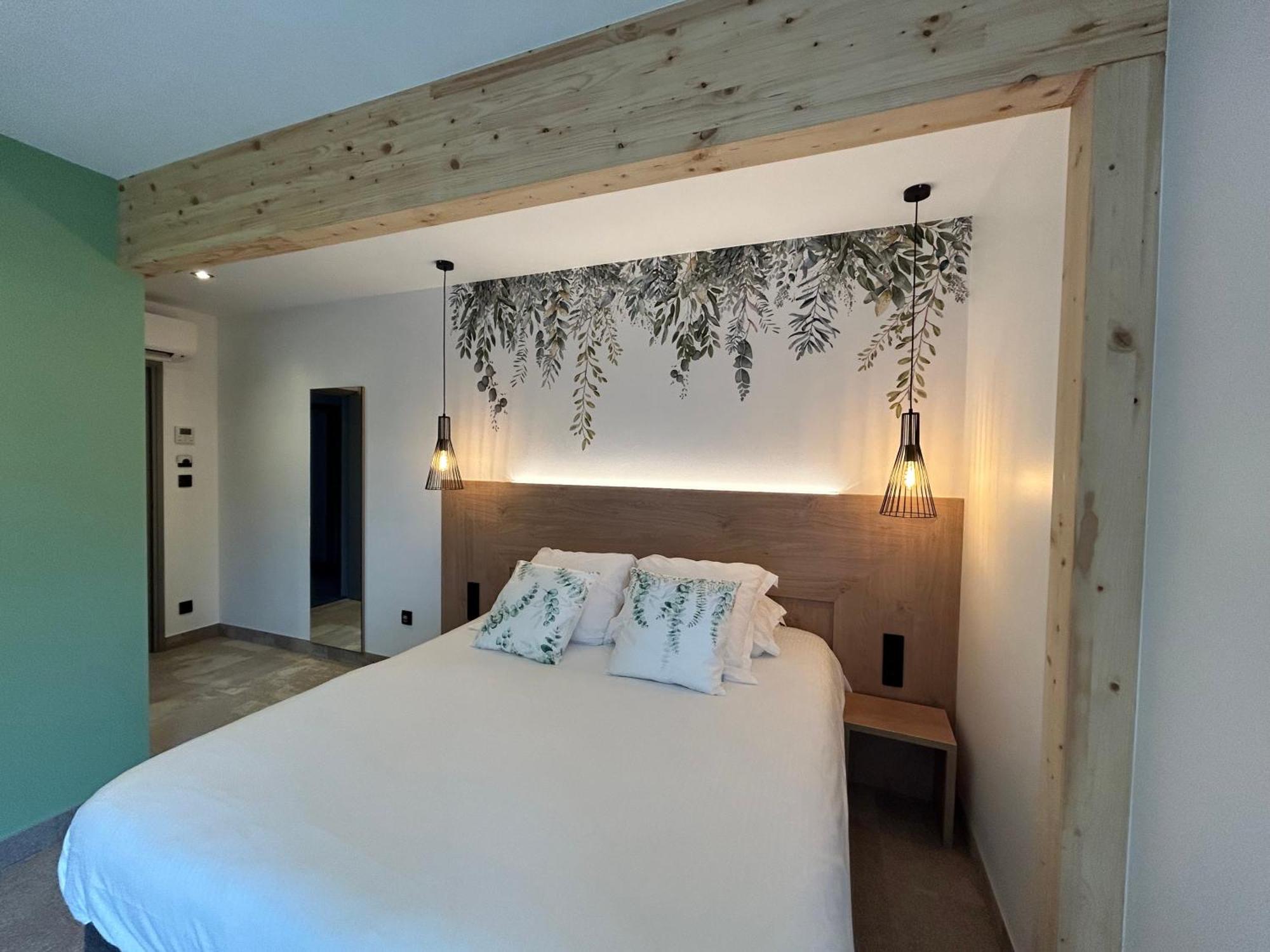 Les Orchidees , Hotel & Restaurant Verdun-sur-Meuse Exteriér fotografie